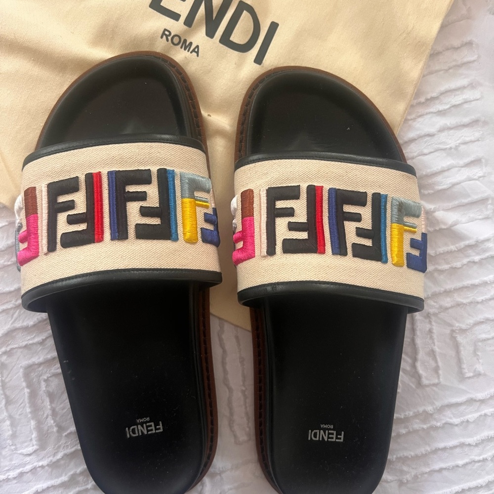Fendi Women's Beige and Multicolor Slide Sandals